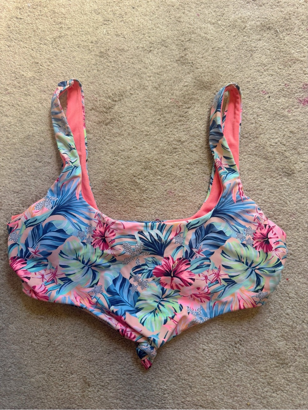 Multi-coloured bikini top with floral pattern